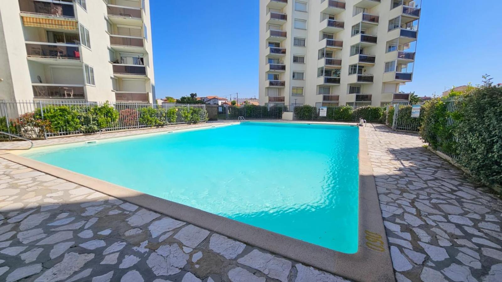 Vue Panoramique Sur Bassin,Piscine Et Terrasse Apartment Arcachon Ngoại thất bức ảnh